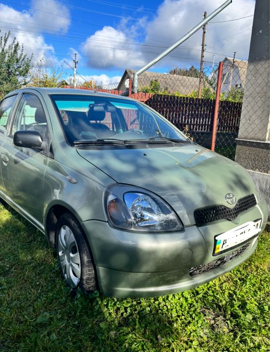 Toyota Yaris 2003 автомат