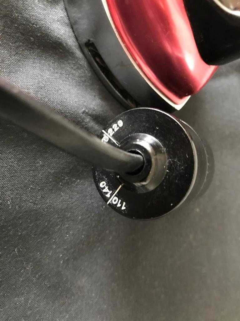 Ferro de viagem antigo JATA
