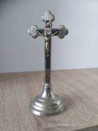 Krzyż/ krzyżyk stojący na stół krucyfiks, Wymiary: 17 x 7 cm