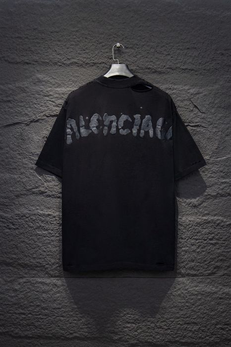 Оверсайз футболка мужская BALENCIAGA черная порванная унисекс рванная