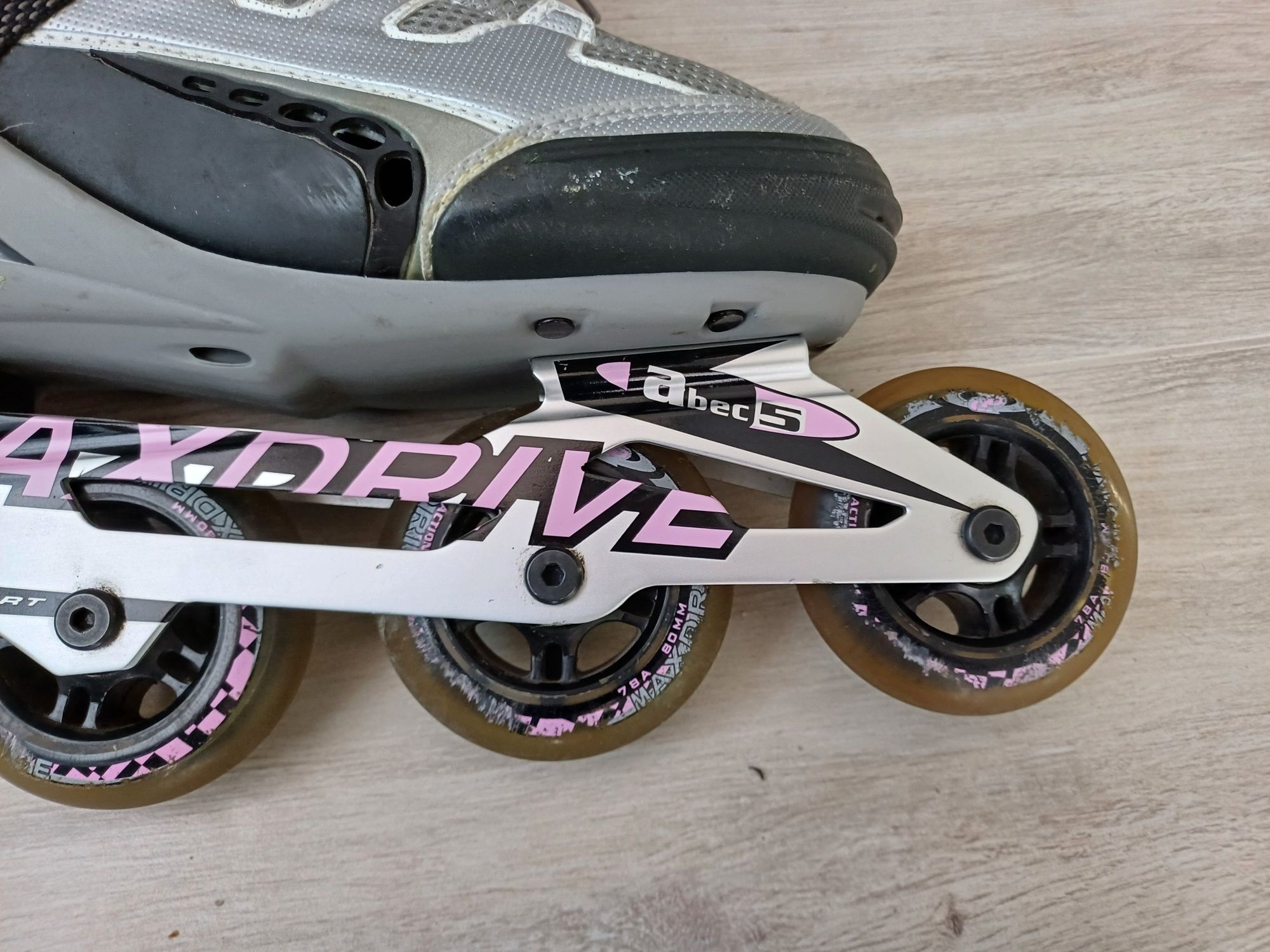 Nr 14 Rolki MAX DRIVE rozmiar 37 długość wkładki 27 cm