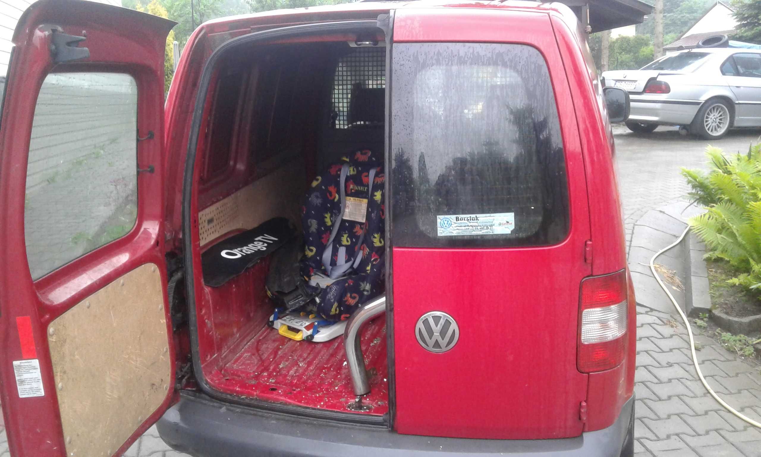 VW Caddy 3 III Drzwi Tylne Skrzydełko Prawe Szyba Klamka 2.0 SDI
