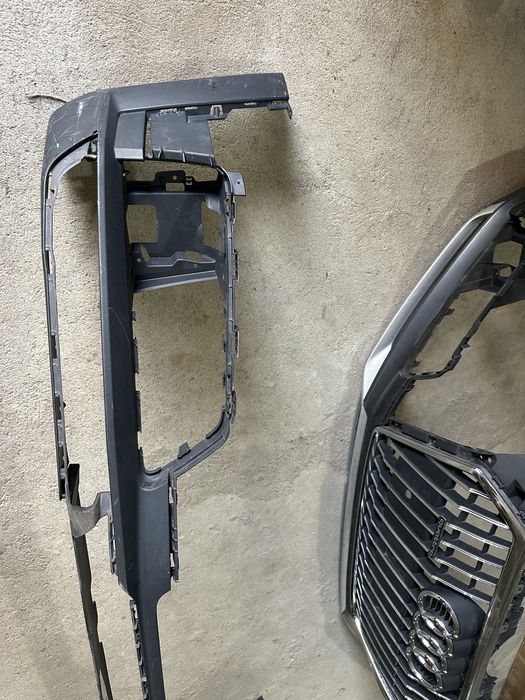 Губа спойлер низ бамперу Audi A4 B9 allroad