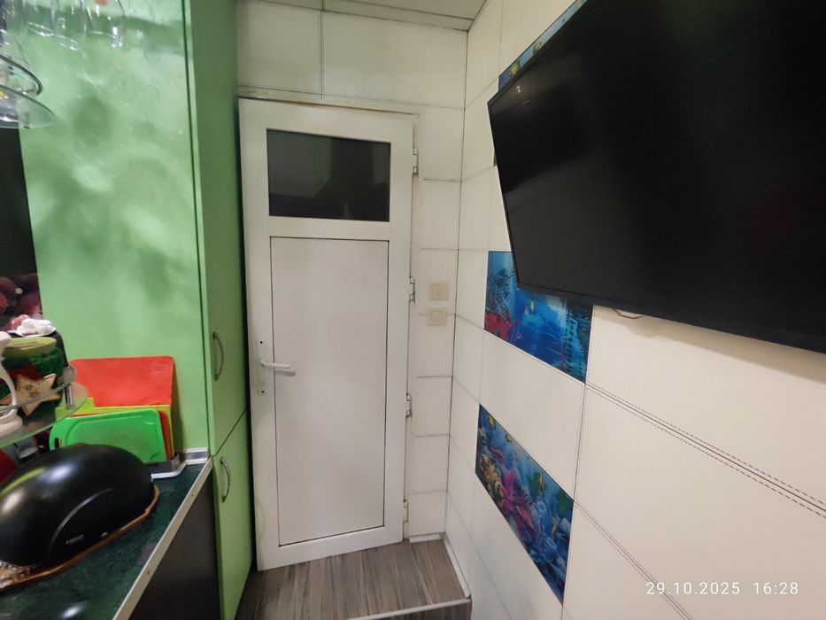 Слача комнаты с хозяйкой