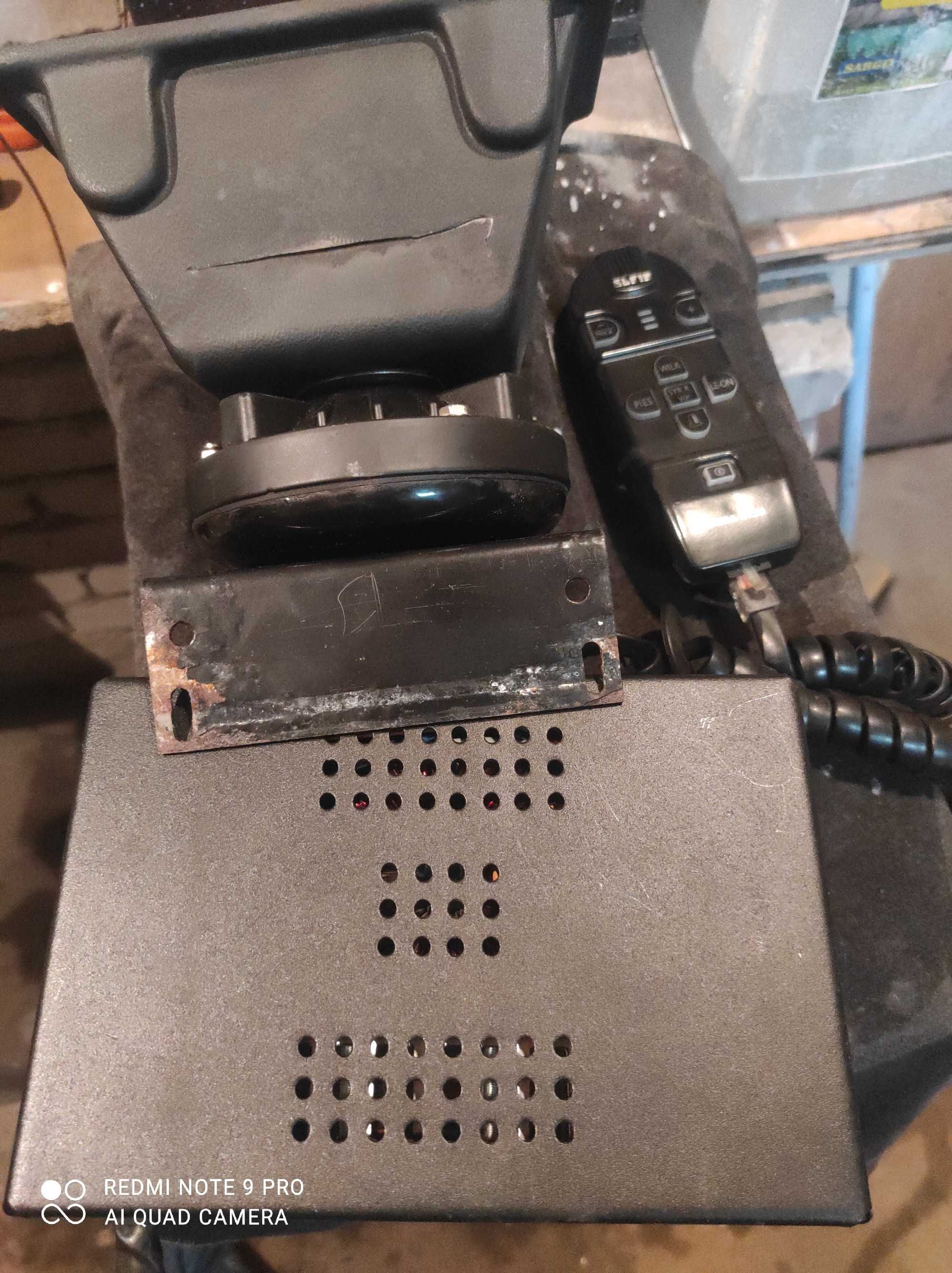 Modulator sygnałów Zura 6120 pojazdy uprzywilejowane z głośnikiem