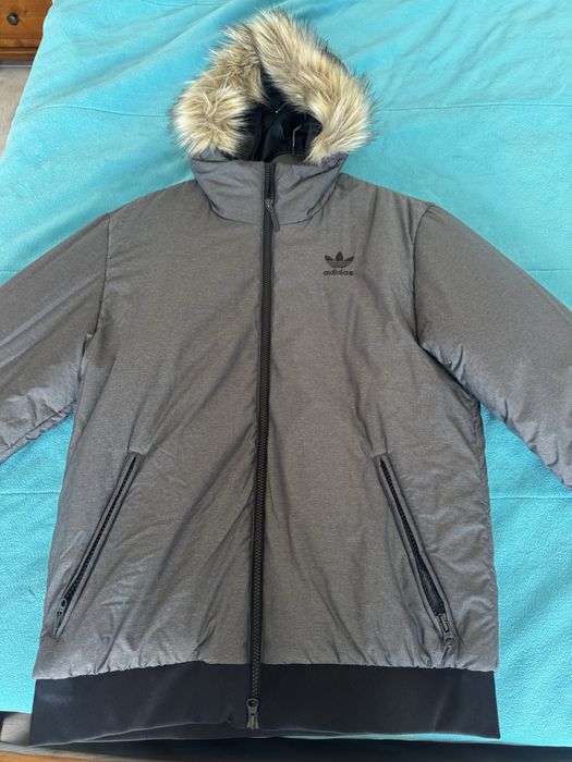 Excelente casaco Adidas