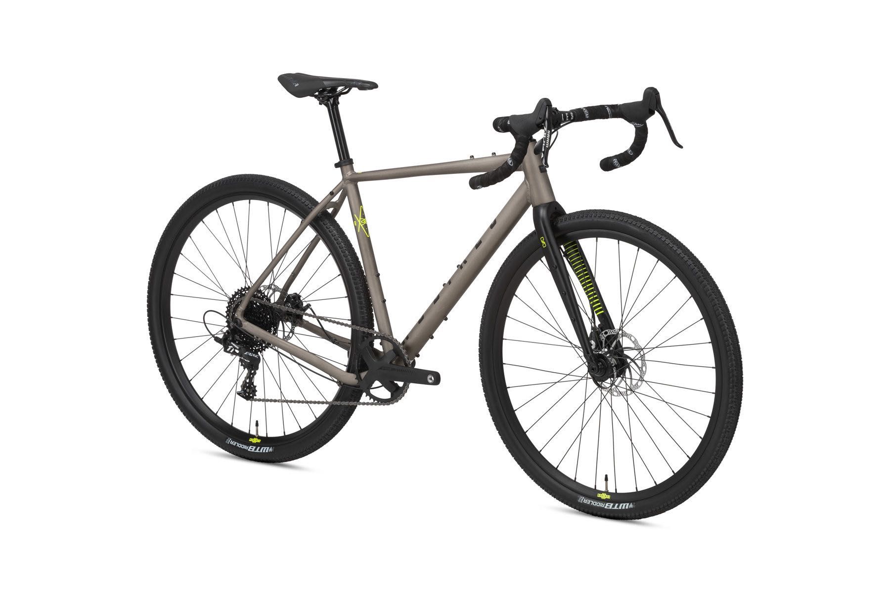 Rower NS Bikes RAG+ 3 RAW / srebrny rozmiar L