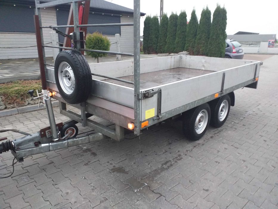 Przyczepa samochodowa, przyczepka dwuosiowa