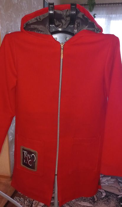 Продам кардиган на 152 і куртки 152/158 б/в