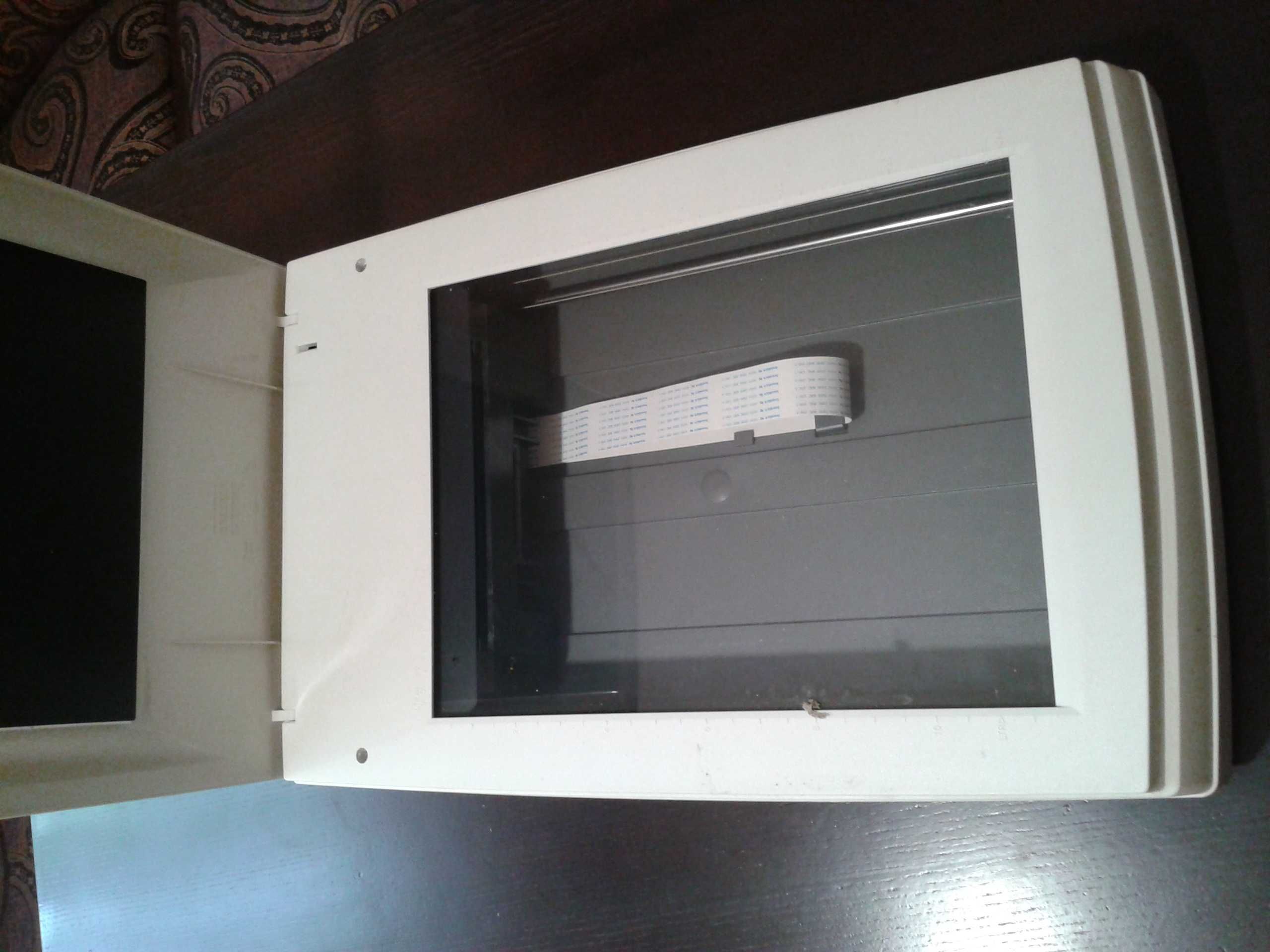 Раритетный LPT-сканер Mustek Express 1200 ED