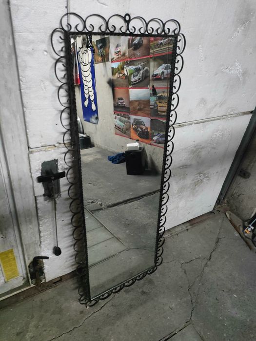 Lustro z czasów PRL Retro