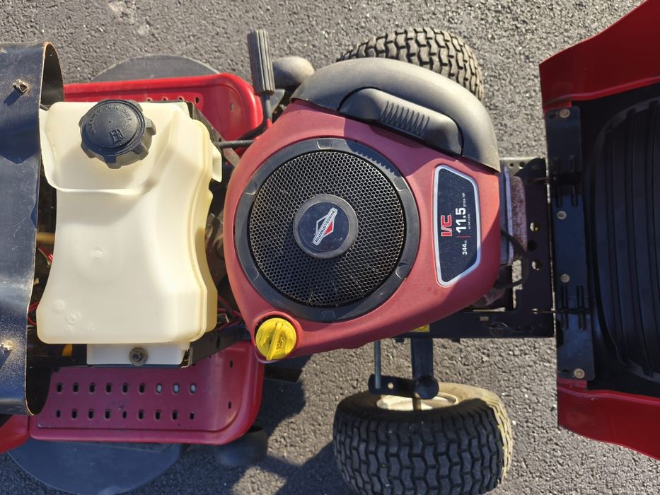 Máquina de cortar a relva