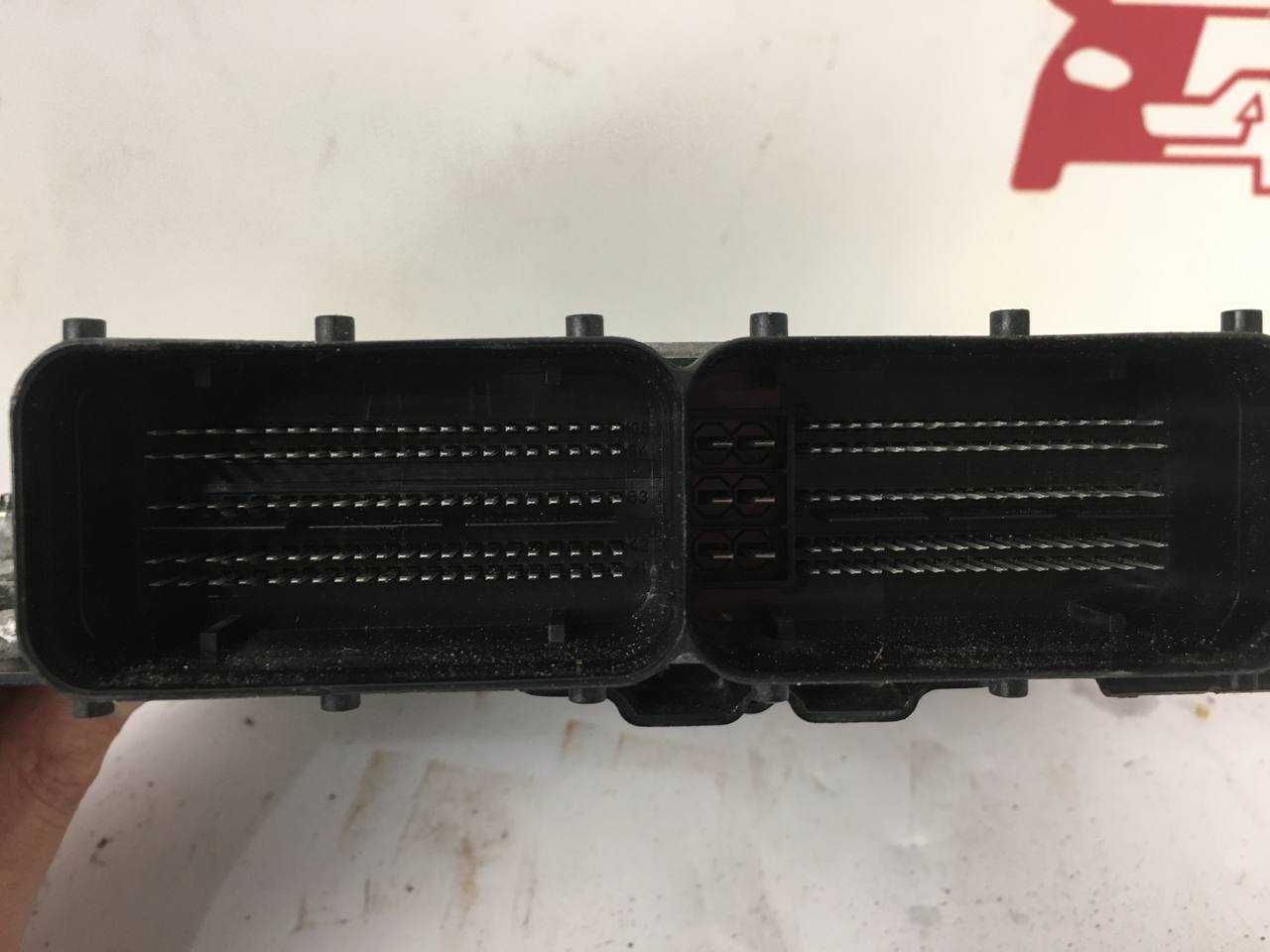 Блок керування двигуном ECU Hyundai Elantra AD