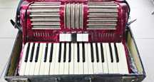 Akordeon HOHNER  96 basowy K&B Handel Szczytno