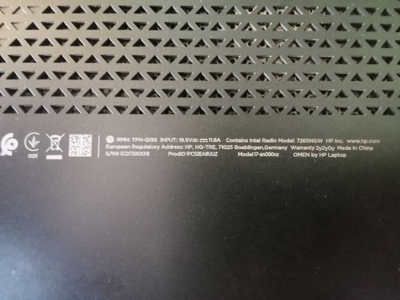 HP Omen 17  GTX 1070 мигає Caps Lock немає зображення