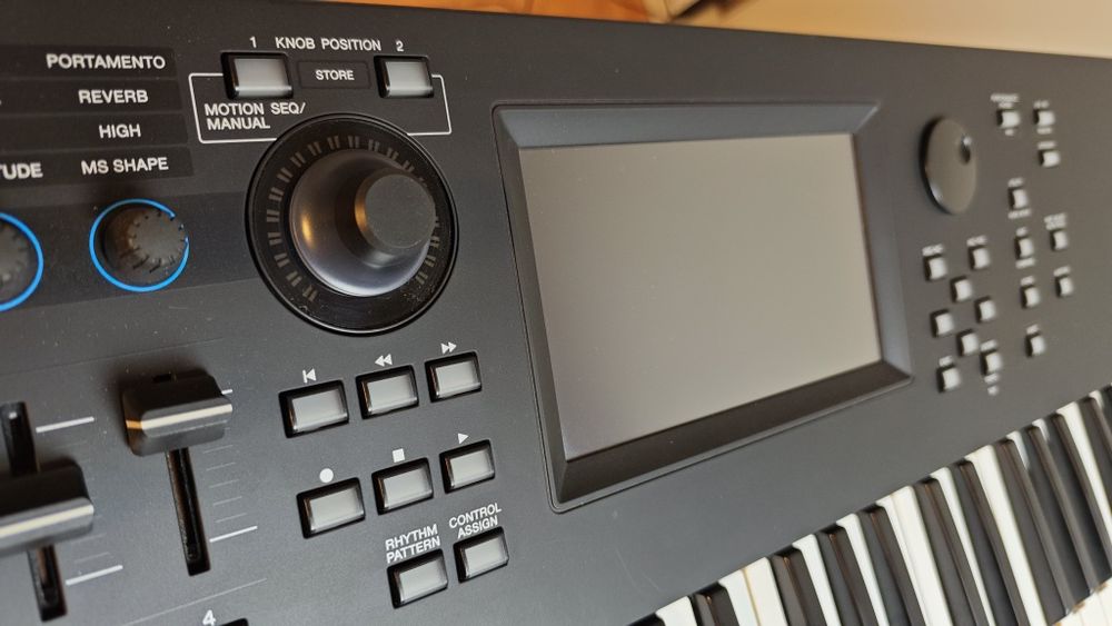 Yamaha MODX7  stan idealny