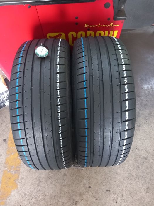 Pneus 225/45/19 Michelin Pilot Sport 4