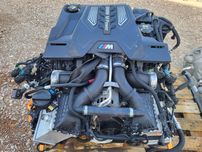 Silnik bmw m5 f90 G30 m8 f92 f93 4.4 v8 600km 625km Kompletny