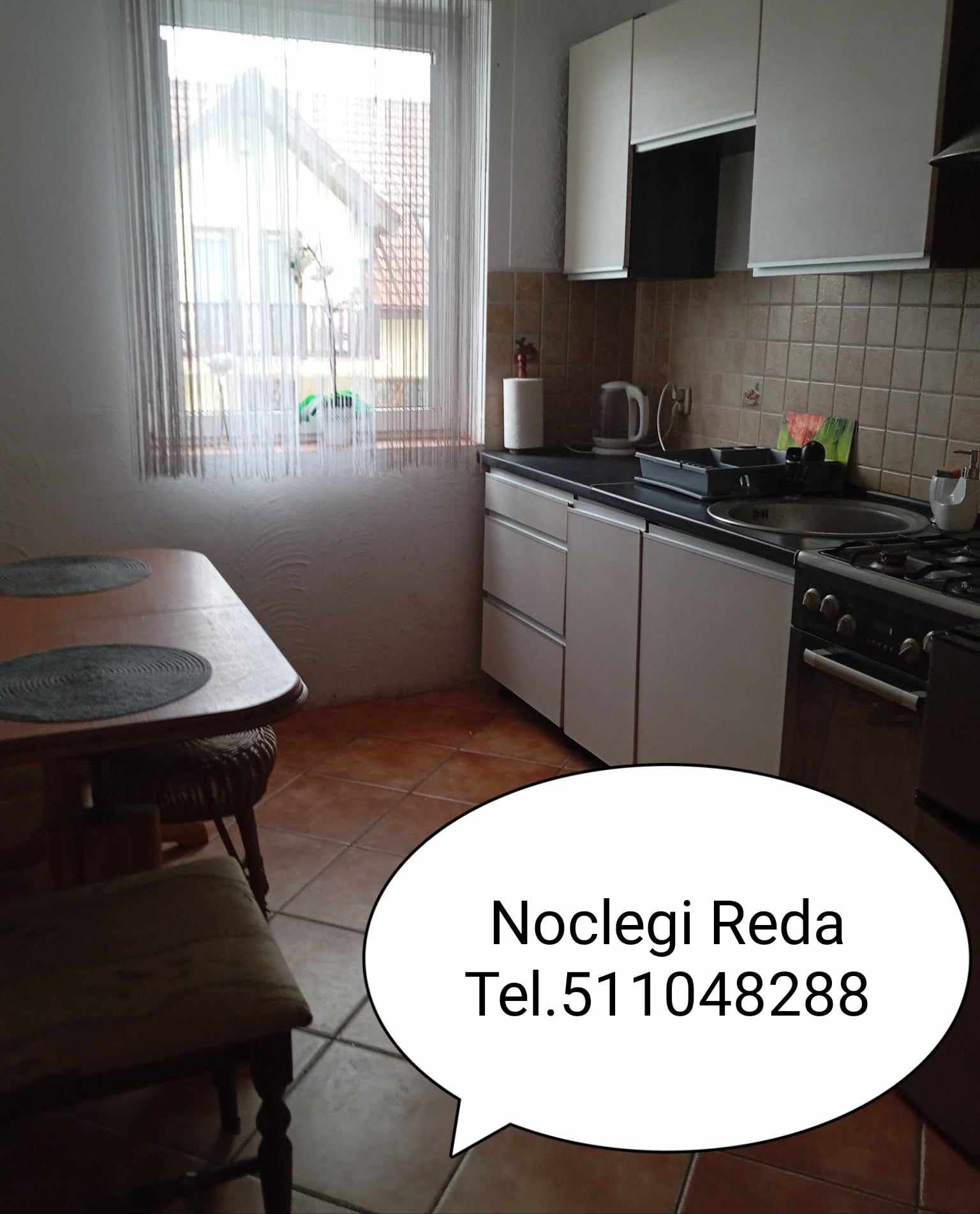 Noclegi dla Turystów i dla Firm  / Mieszkanie Piętro Domu / Pokoje