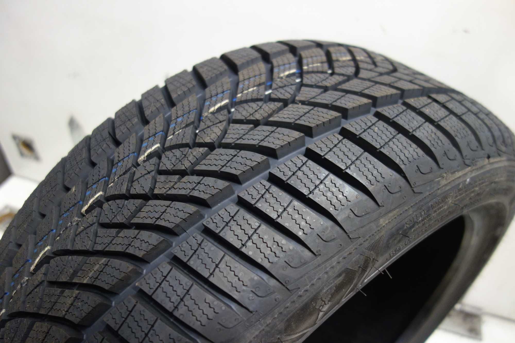 NOWE Opony zimowe 255/50/19 - GOODYEAR Ultra Grip Performance + XL