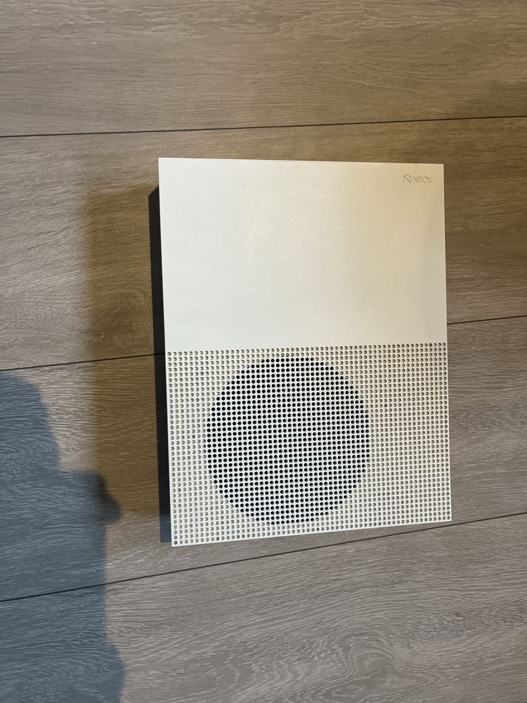 Konsola Xbox one s 1Tb