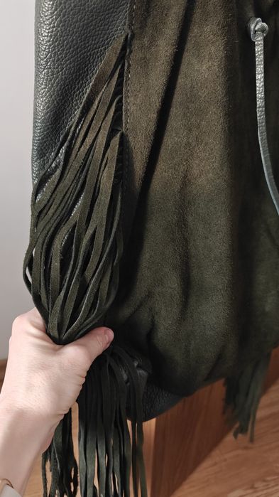 Shopper z frędzlami ,skóra włoska