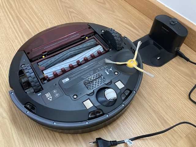 Aspirador iRobot Roomba 896