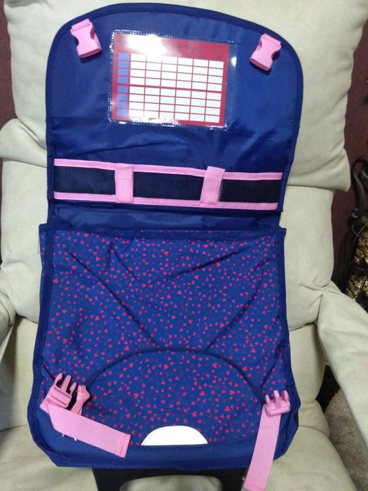Рюкзак шкільний на колесах