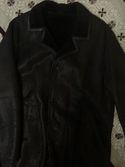 Продам мужскую дубленку
