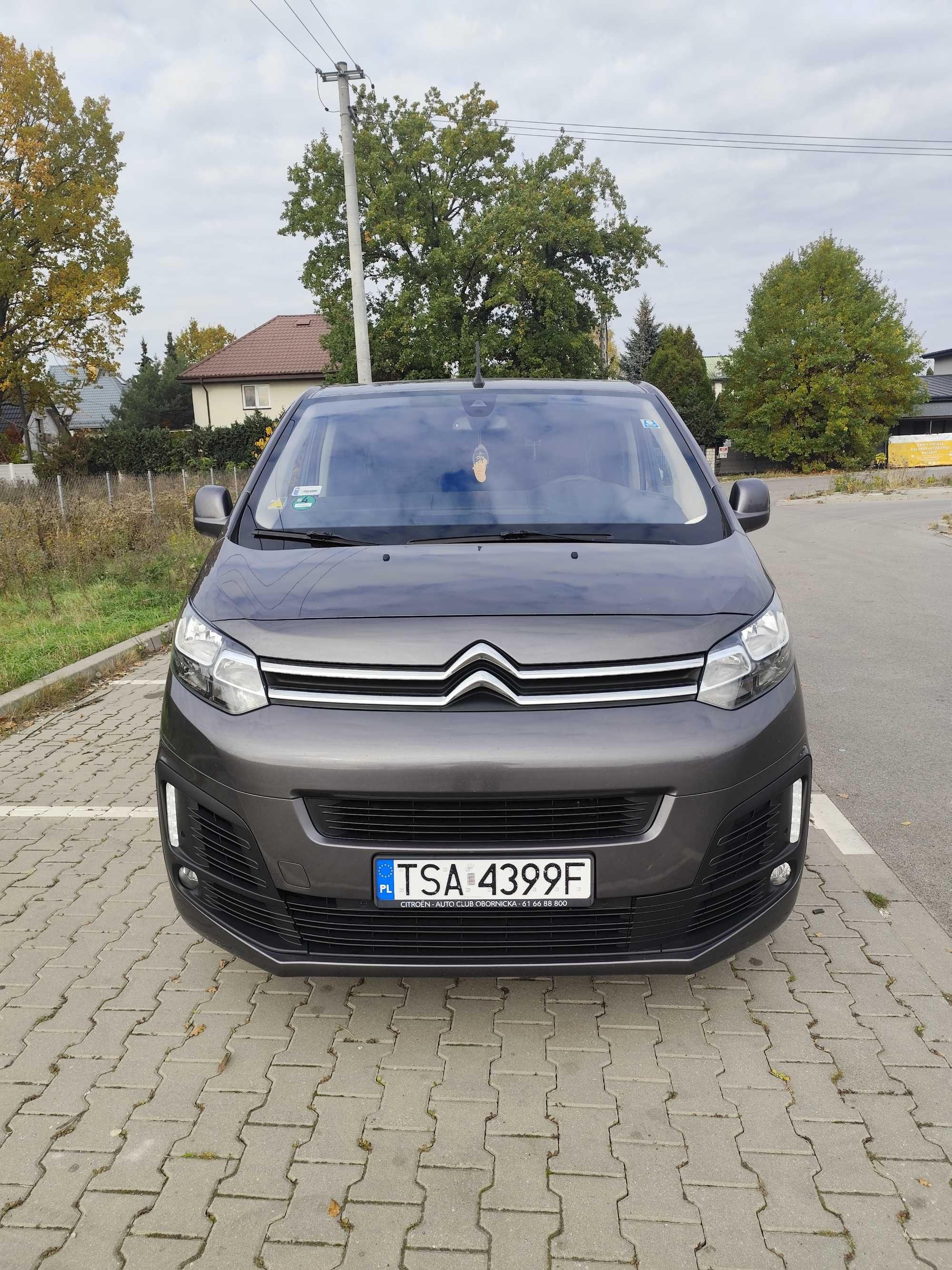 Citroen Jumpy SpaceTourer 8 osób