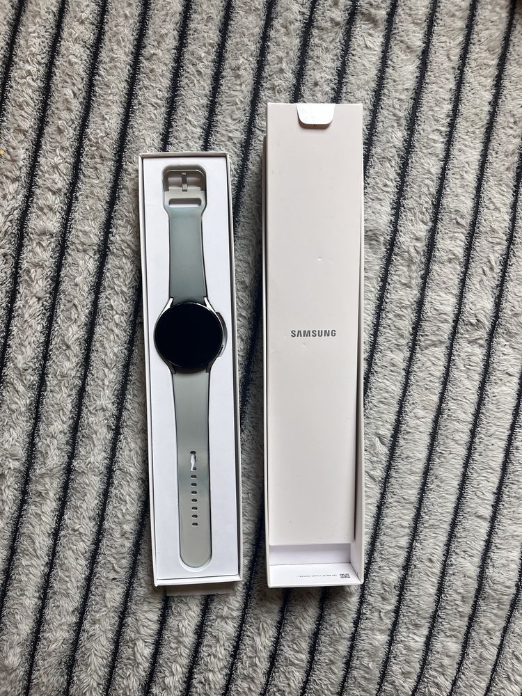 Zegarek smartwatch Samsung galaxy watch4 44mm