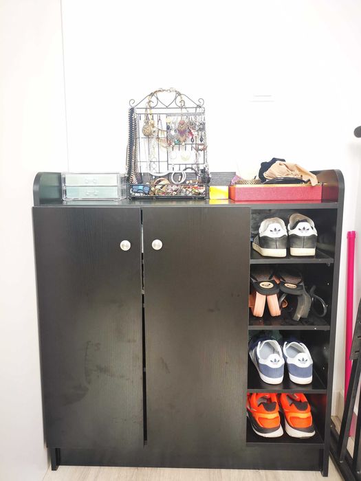 Móvel sapateira preto