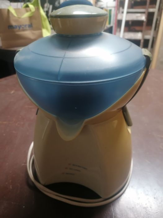 Maquina de fazer sumos