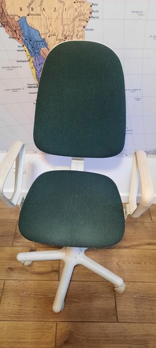 Krzesło biurowe obrotowe