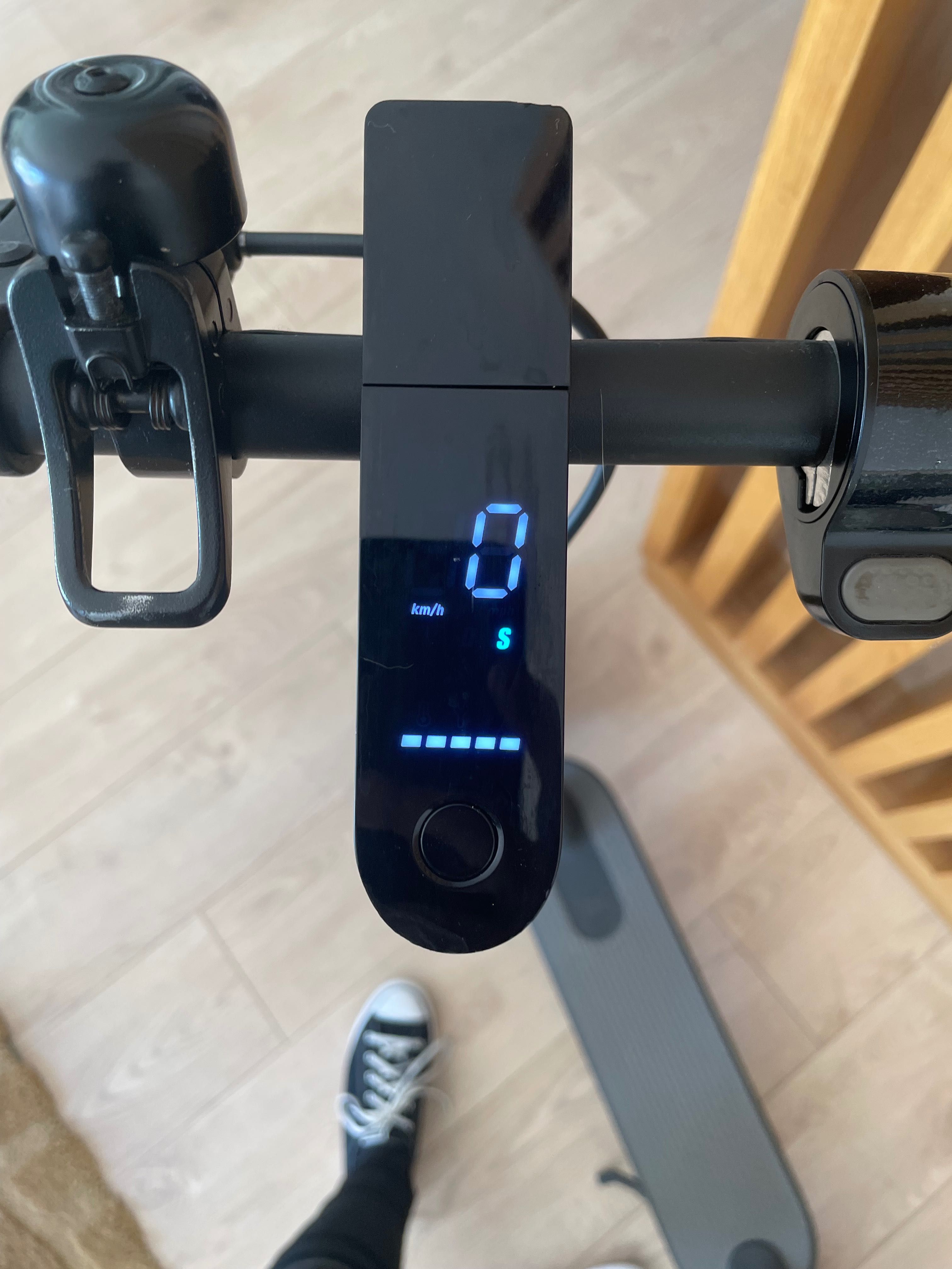 Mi Electric Scooter 1S usada