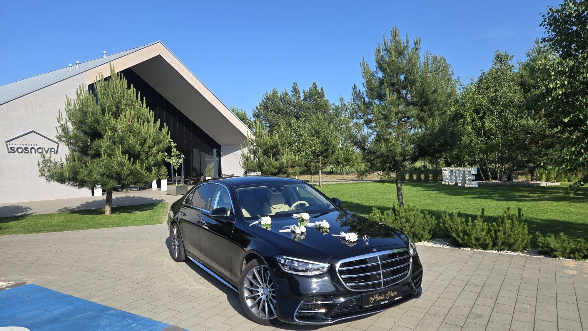 Mercedesem S auto do Ślubu
