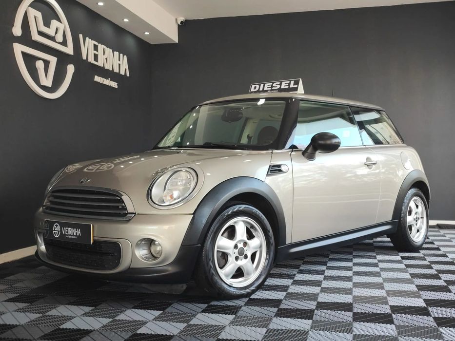 MINI 3 Portas One D