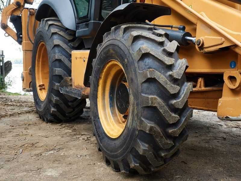 Opona Alliance 321 PLUS 12.5/80-18 (320/80-18) 148A8 16PR