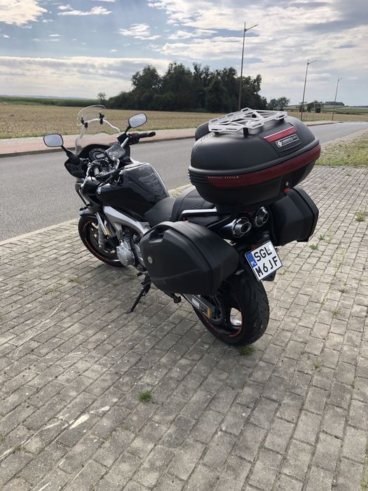 Yamaha FZ6 z kuframi