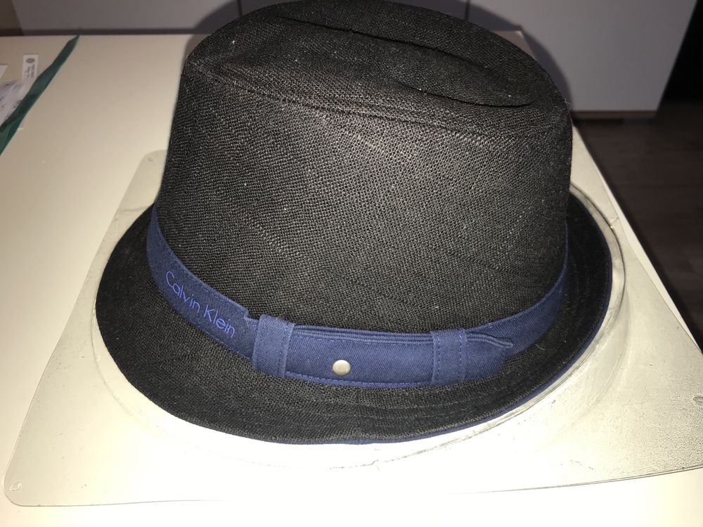 Kapelusz Calvin Klein