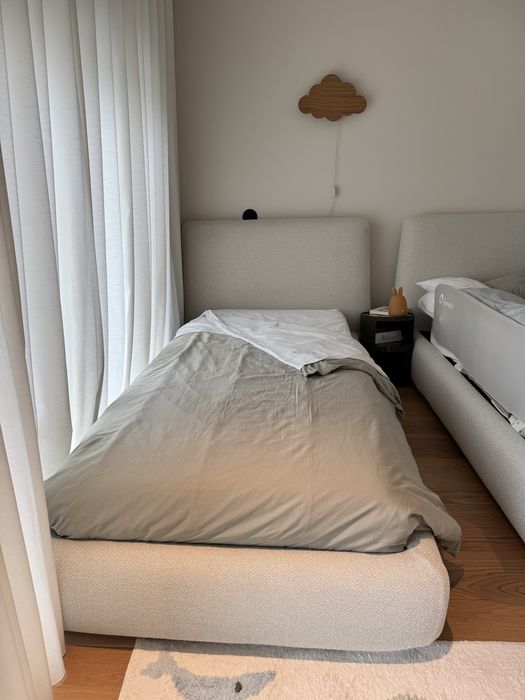 Cama 90x200 kave home martina com colchao emma hybrid