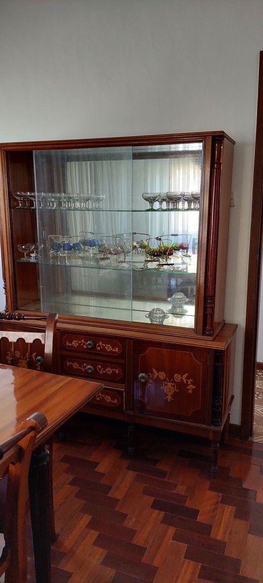 vendo vitrine antiga