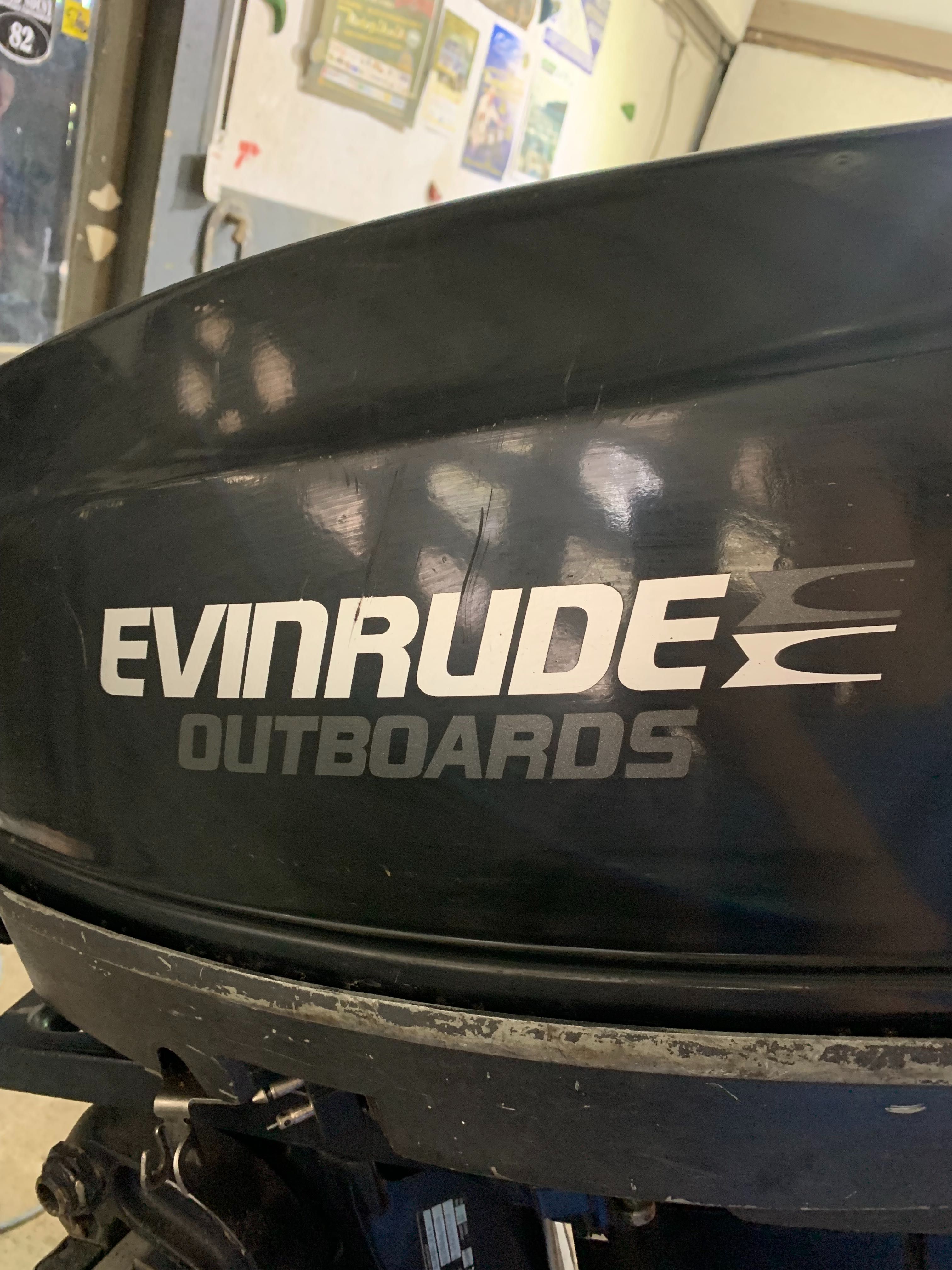 Silnik zaburtowy do motorówki EVINRUDE 25 KM