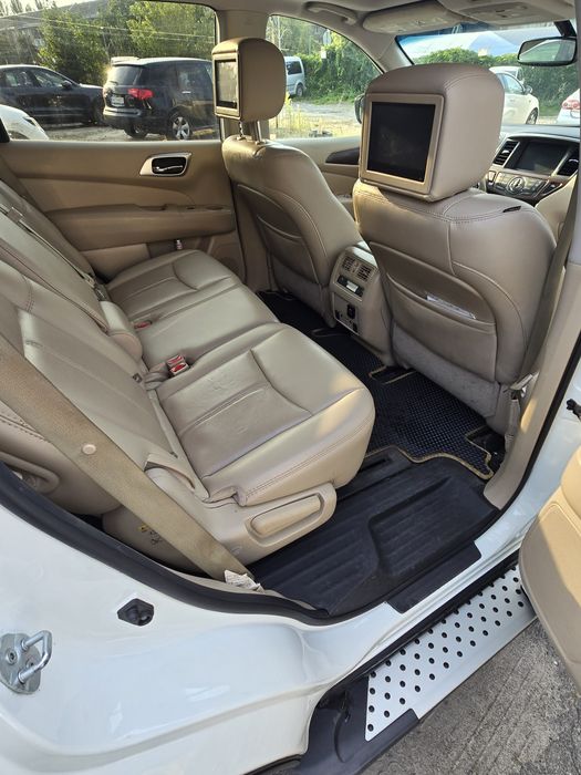 Nissan Patfainder Platinum R52