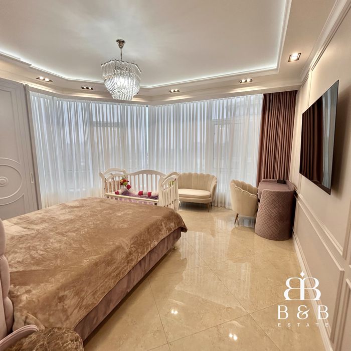 Без комиссии!! Двухкомнатная квартира 105м2, Французский бульвар