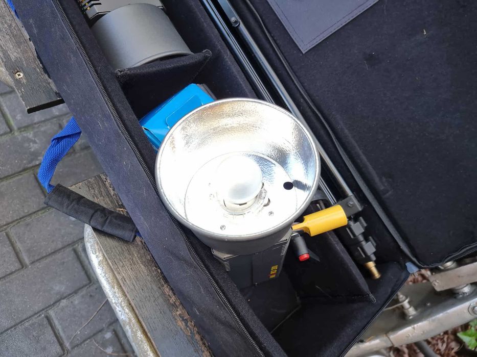 zestaw lamp studyjnych Elfo miqro 200