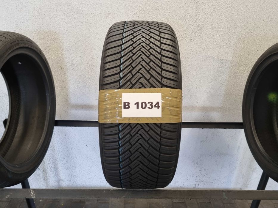 225/40/18 92V Continental All Season Contact Dot.3717R