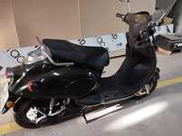 Mota scooter vespa 100% elétrica