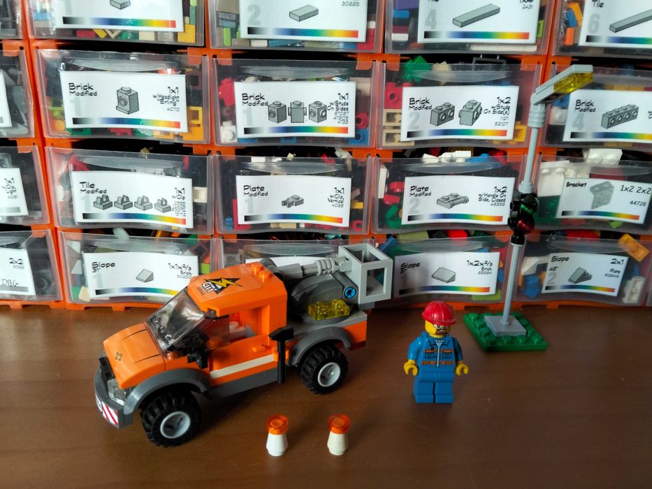 LEGO CITY 60054 Light Repair Truck