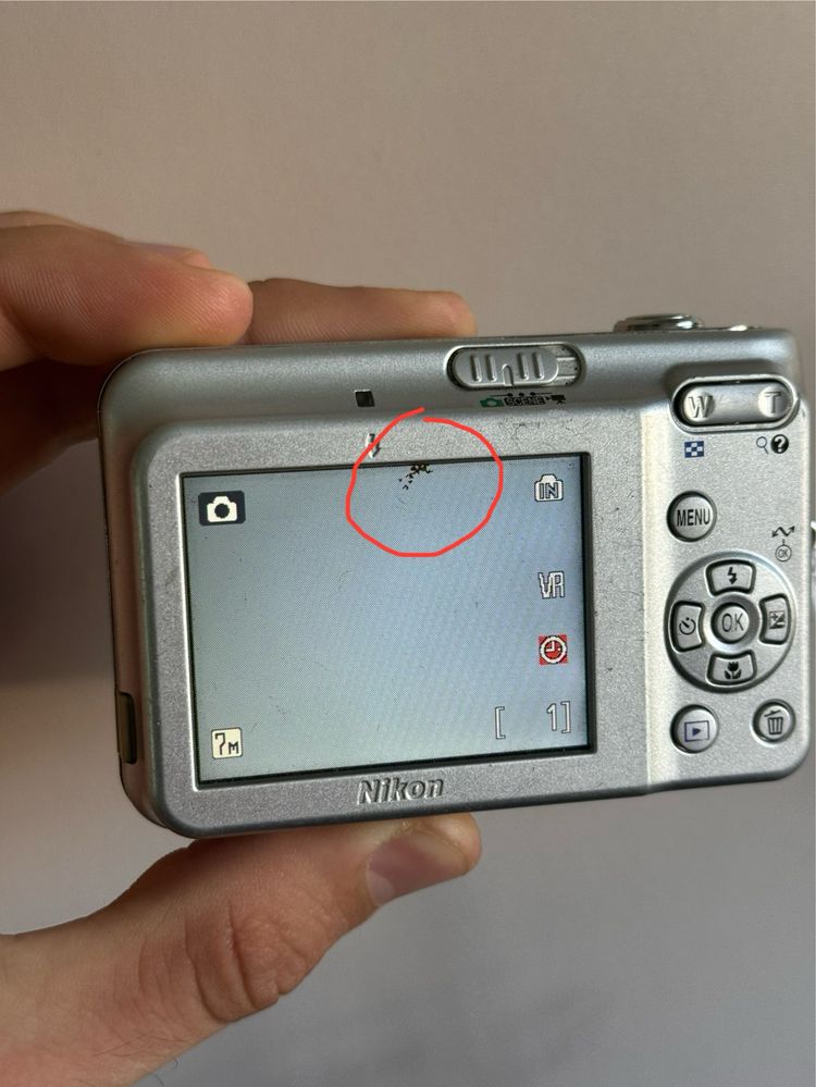 Aparat Kompaktowy Retro Nikon Coolpix L5 vintage cyfrowka